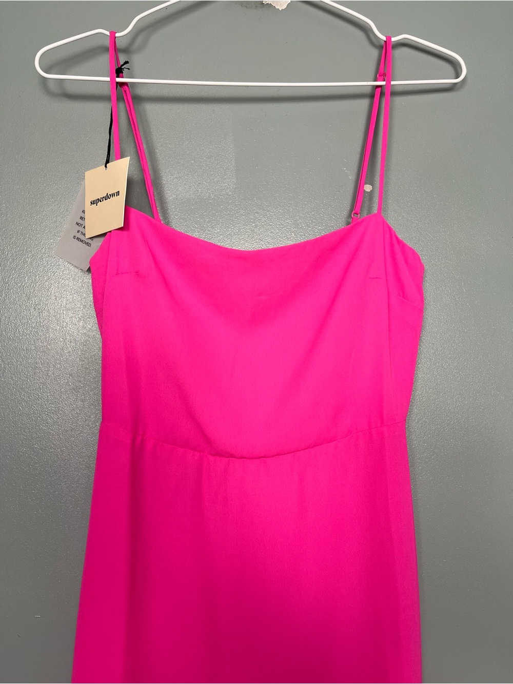 superdown Addison Hot Pink Spaghetti Strap Maxi Dress Side Slit Women’s Size XS - Picture 3 of 11